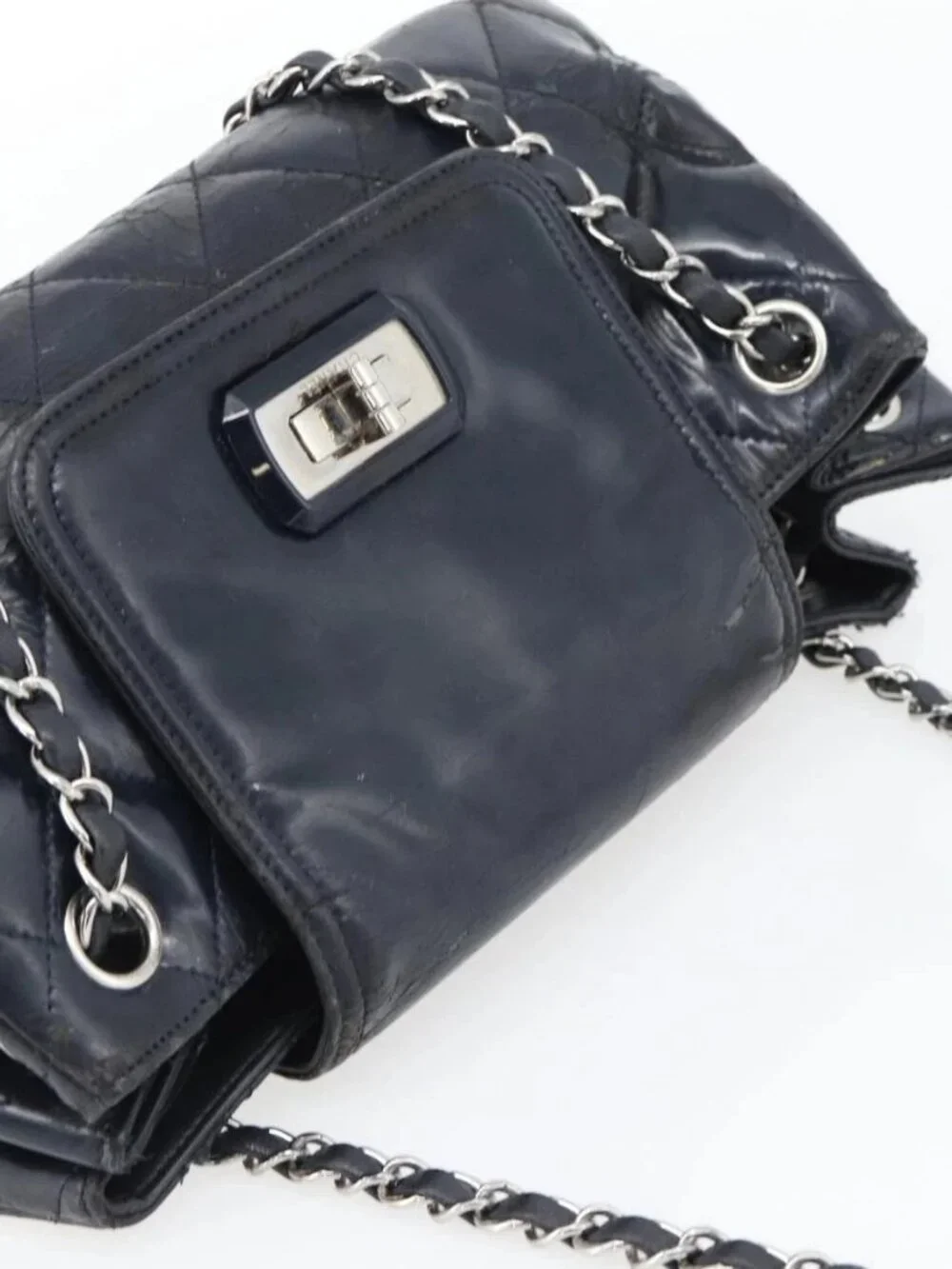 CHANEL Matelasse Chain Purse Bag Patent Leather Navy Silver CC Auth bs35340